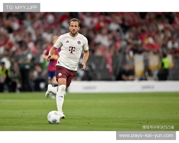 拜仁马兹拉维下底倒三角助攻凯恩轻松推射，德甲赛场展现惊艳配合