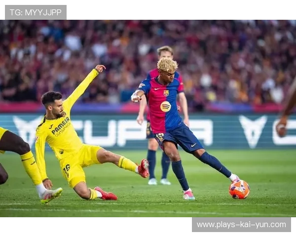 西甲巴萨门将扑救数次,防守端表现突出——守门与防线的协奏曲